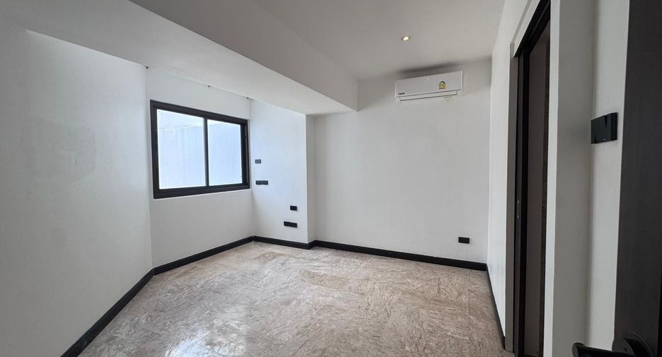 À vendre et à louer 3 chambres villa à Kathu, Phuket