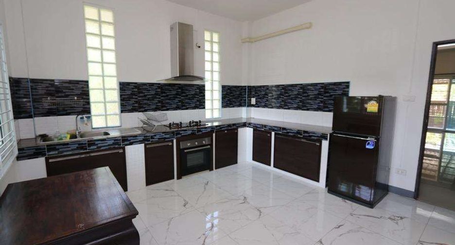 For rent 2 ベッドルーム house in Mueang Chiang Mai, Chiang Mai