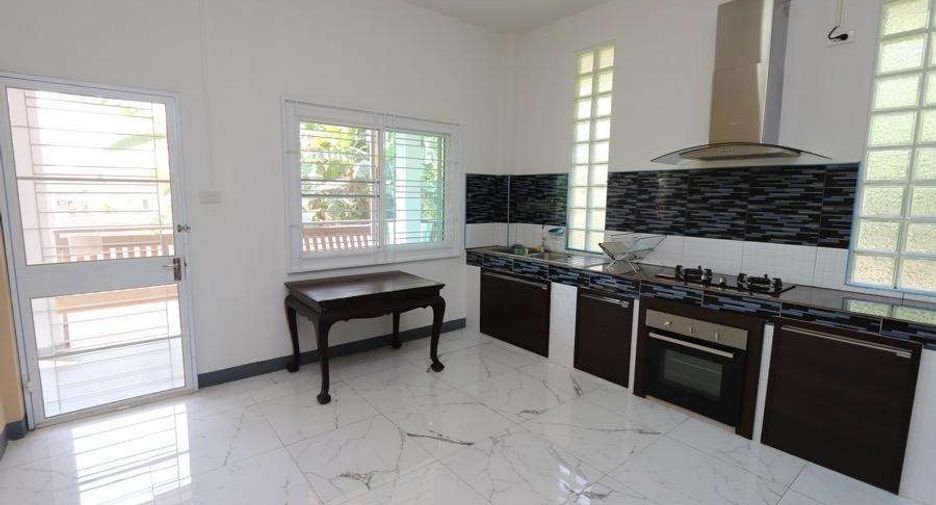 For rent 2 ベッドルーム house in Mueang Chiang Mai, Chiang Mai