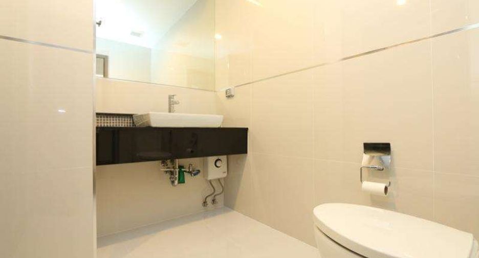For sale 1 bed condo in San Kamphaeng, Chiang Mai