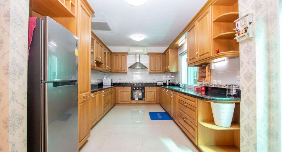 For rent 3 ベッドルーム house in Mueang Chiang Mai, Chiang Mai