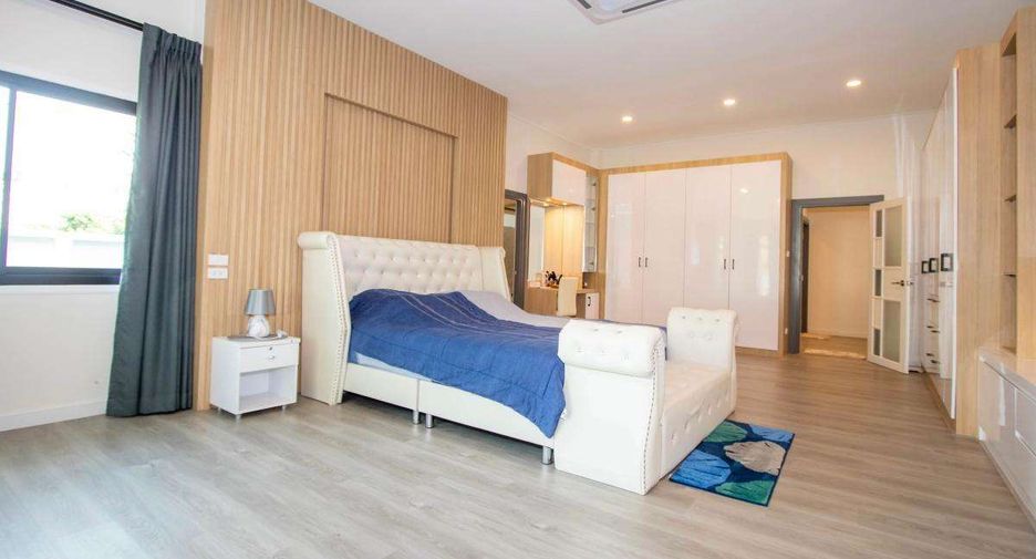 For rent 3 ベッドルーム house in Saraphi, Chiang Mai