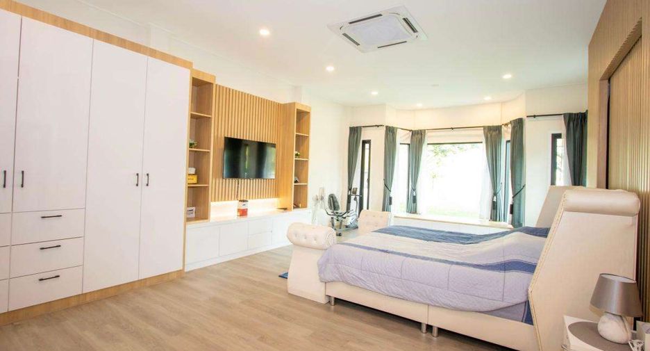 For rent 3 ベッドルーム house in Saraphi, Chiang Mai