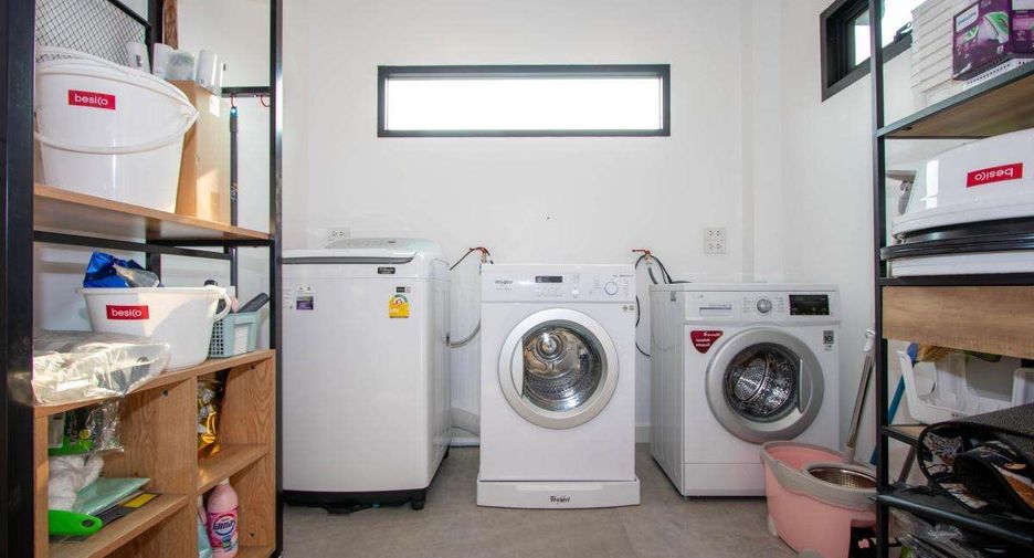 For rent 3 ベッドルーム house in Saraphi, Chiang Mai