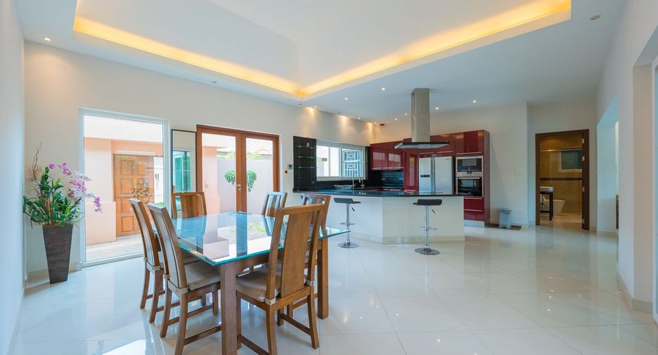 For rent 3 bedrooms house in Bang Lamung, Chonburi