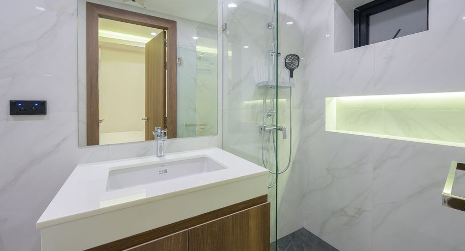For sale 5 ベッドルーム house in Bang Lamung, Chonburi