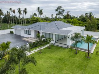 For sale 5 ベッドルーム house in Bang Lamung, Chonburi