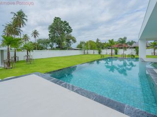 For sale 5 ベッドルーム house in Bang Lamung, Chonburi