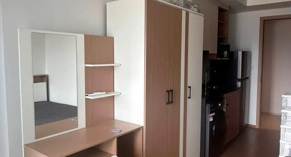 À louer studio condo à Phasi Charoen, Bangkok