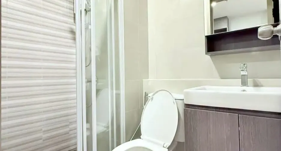 For rent スタジオ condo in Khlong Toei, Bangkok