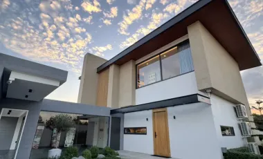 For sale 4 ベッドルーム house in Bang Lamung, Chonburi