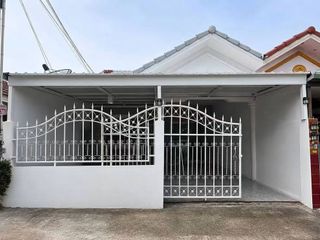 For Rent 2 Bedroom Townhouse In Bang Lamung, Chonburi
