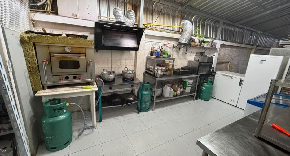 Gewerbefläche zum Kauf in Bang Lamung, Chonburi