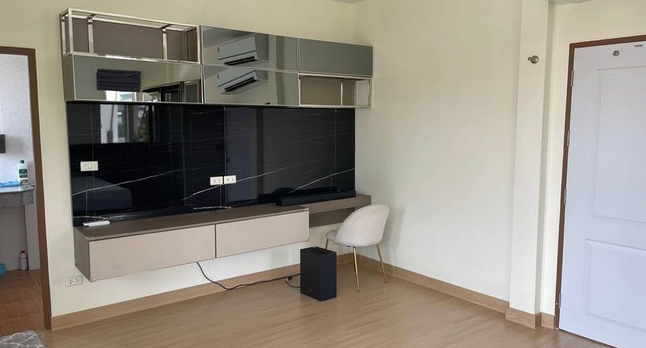 For rent 3 bedrooms house in Bang Lamung, Chonburi