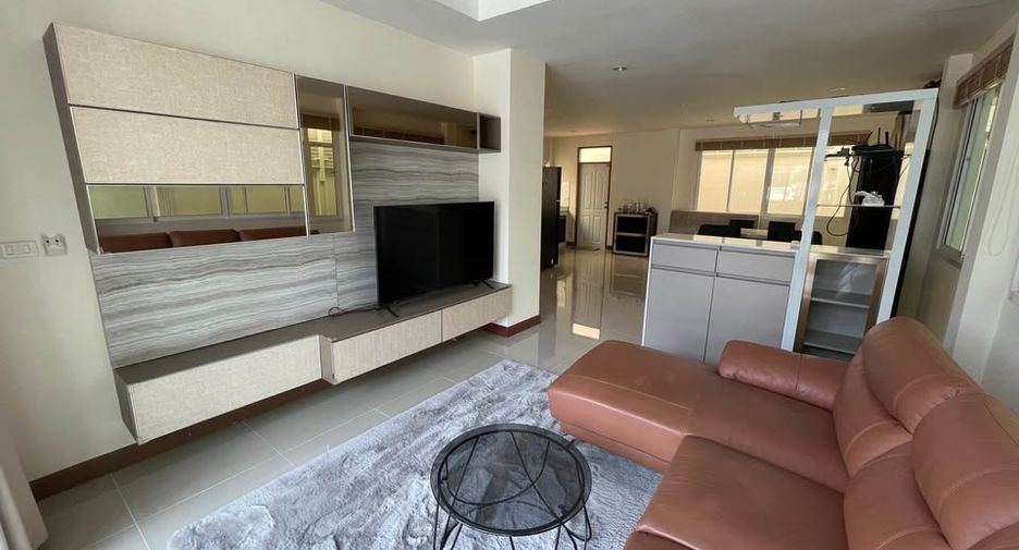 For rent 3 bedrooms house in Bang Lamung, Chonburi