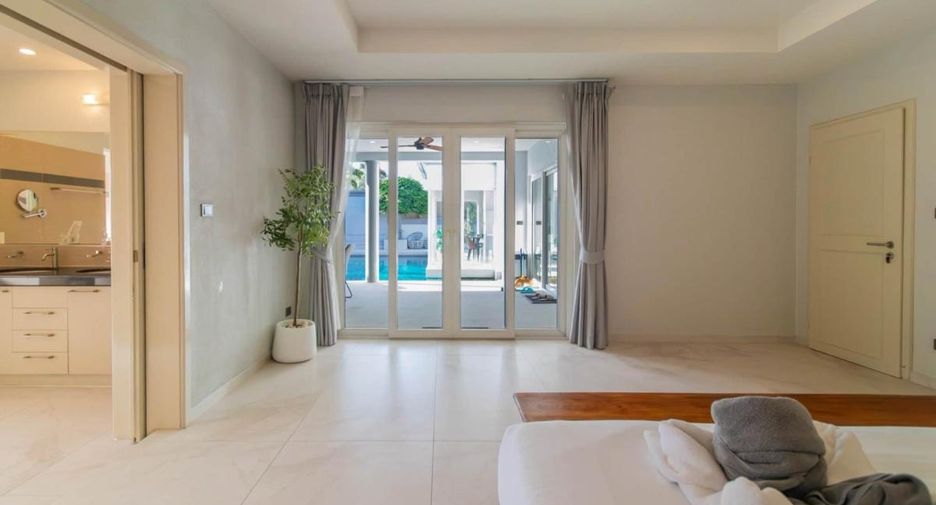 For rent 5 bedrooms house in Bang Lamung, Chonburi