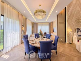 Haus zum Kauf mit 4 Zimmer in Bang Kapi, Bangkok
