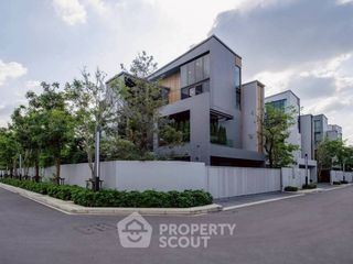 Haus zum Kauf mit 4 Zimmer in Saphan Sung, Bangkok