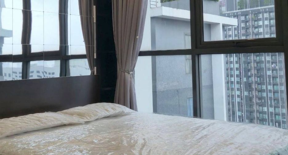 For sale 1 bed condo in Huai Khwang, Bangkok