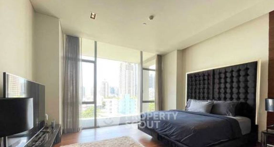 For sale 2 bedrooms condo in Sathon, Bangkok