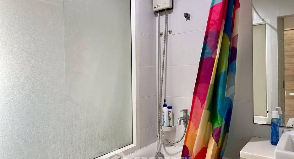 For sale 1 Beds condo in Sathon, Bangkok