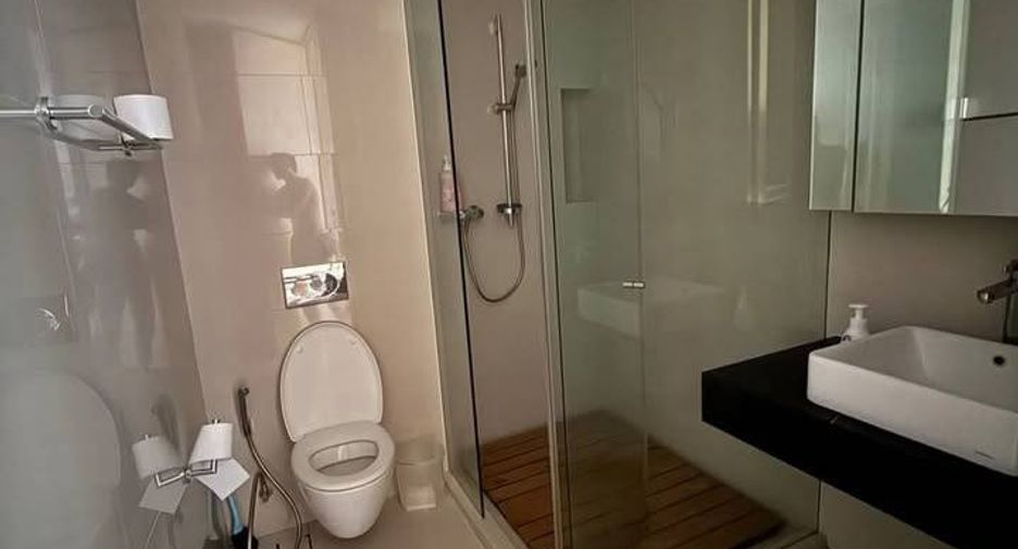 For sale 2 bedrooms condo in Sathon, Bangkok