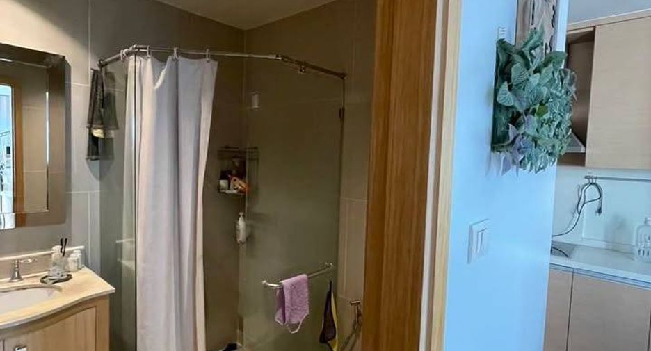 Wohnung zum Kauf mit 2 Zimmer in Sathon, Bangkok