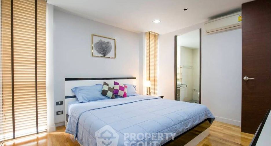 For sale 2 bedrooms condo in Sathon, Bangkok