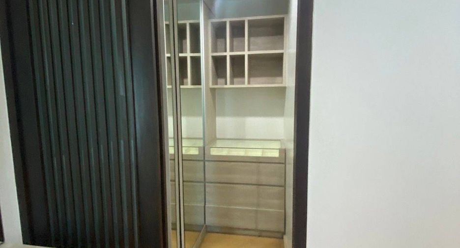 For rent 1 bed condo in Phaya Thai, Bangkok