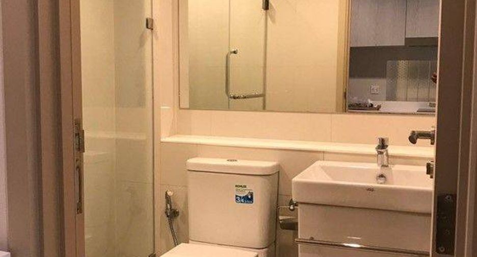 For rent 1 bed condo in Pathum Wan, Bangkok