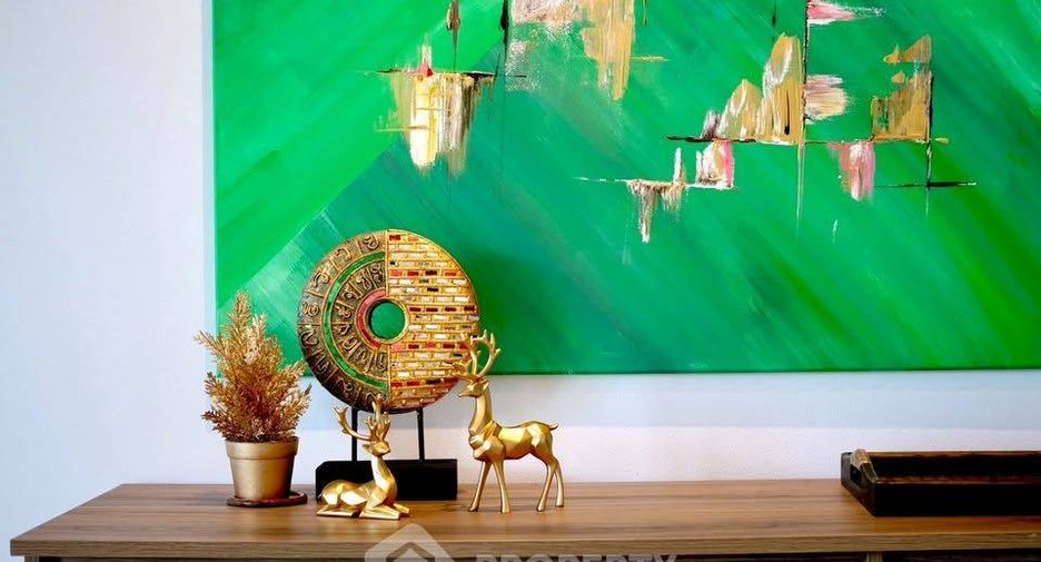 For rent 2 bedrooms condo in Yan Nawa, Bangkok