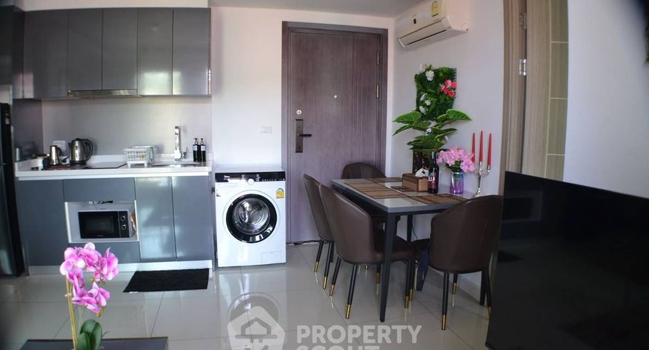 For rent 2 bedrooms condo in Bang Lamung, Chonburi