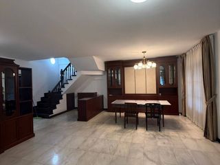 Reihenhaus zur Miete mit 4 Zimmer in Phra Khanong, Bangkok