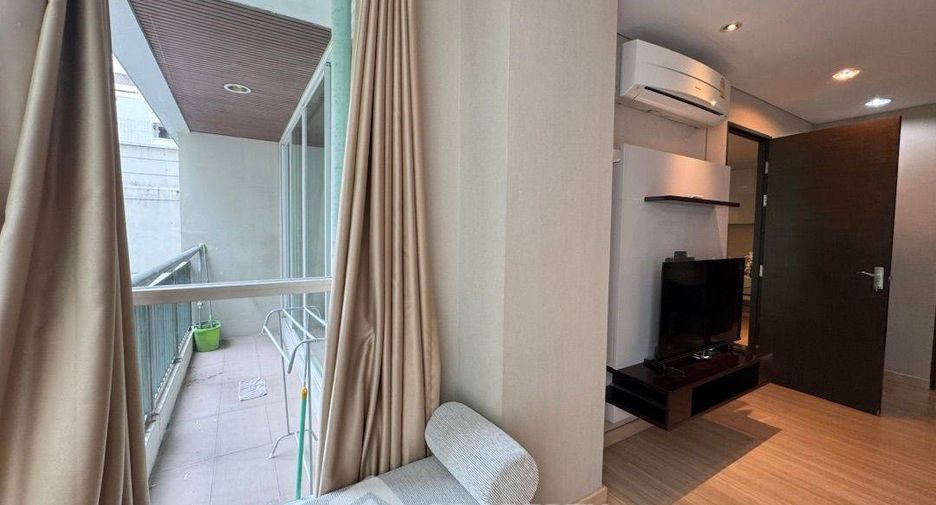 For rent 2 ベッドルーム condo in Pathum Wan, Bangkok