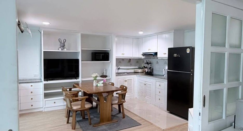 Condo en alquiler de 2 habitaciones en Sathon, Bangkok