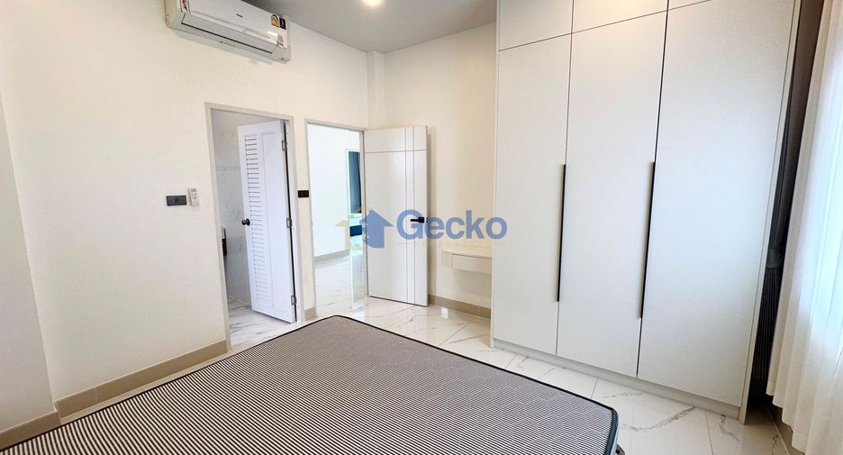 Haus zur Miete mit 5 Zimmer in Bang Lamung, Chonburi