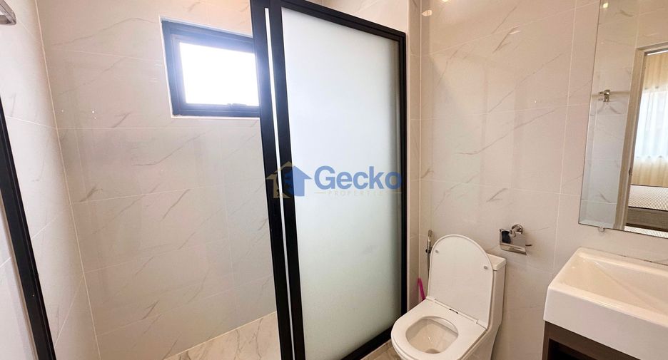 Haus zur Miete mit 5 Zimmer in Bang Lamung, Chonburi