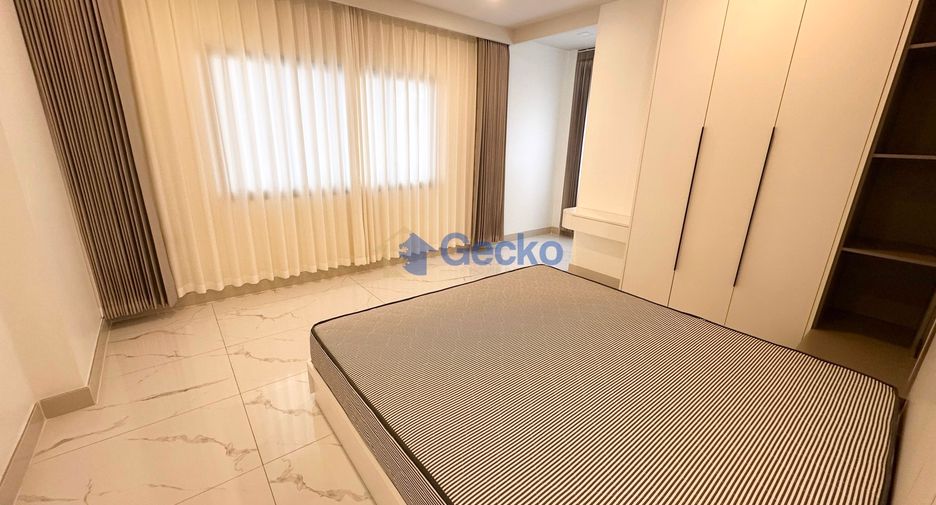 Haus zur Miete mit 5 Zimmer in Bang Lamung, Chonburi