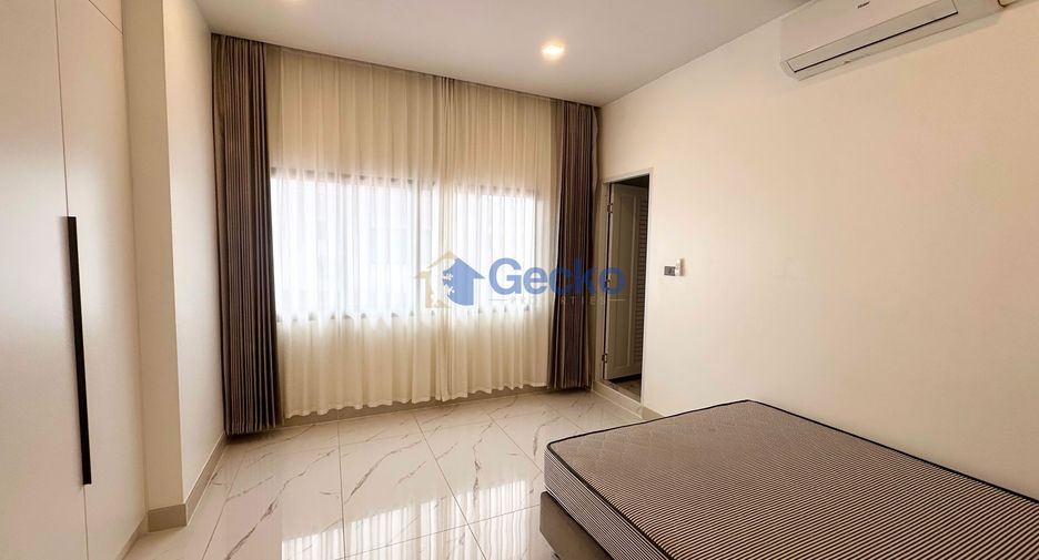 Haus zur Miete mit 5 Zimmer in Bang Lamung, Chonburi