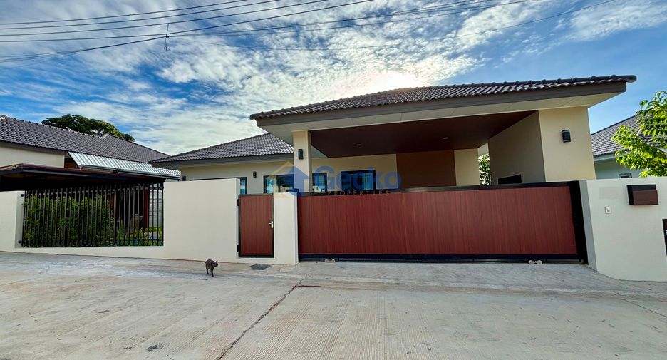 For sale 3 bedrooms house in Bang Lamung, Chonburi