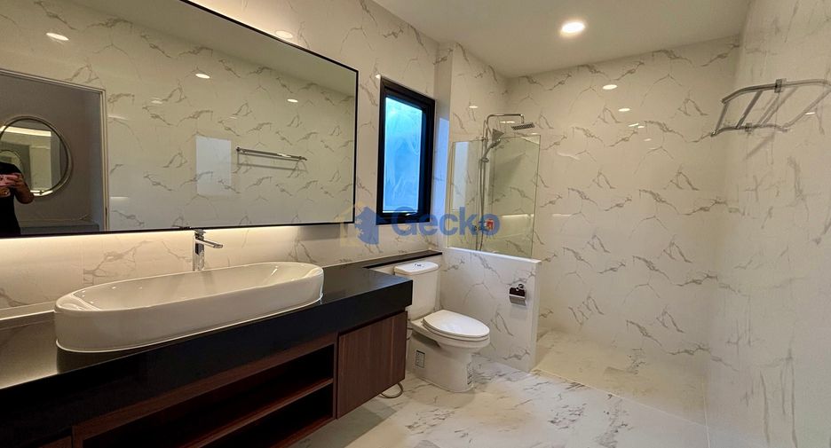 For sale 3 bedrooms house in Bang Lamung, Chonburi