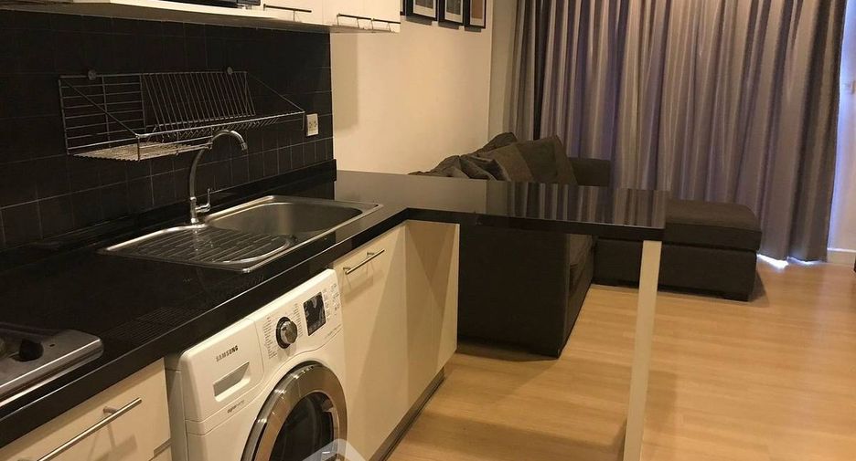For rent 1 Beds condo in Sathon, Bangkok
