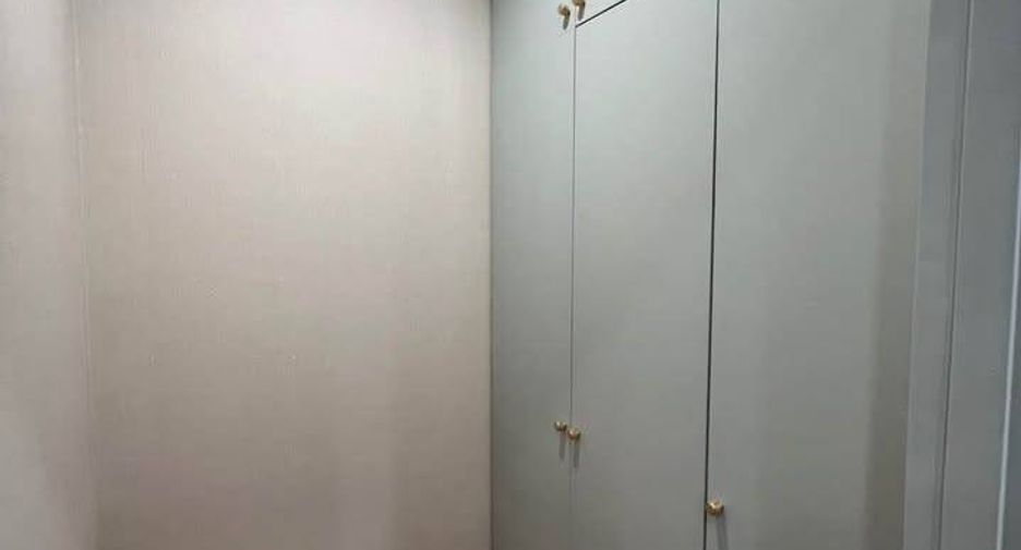For rent 1 bed condo in Khlong San, Bangkok