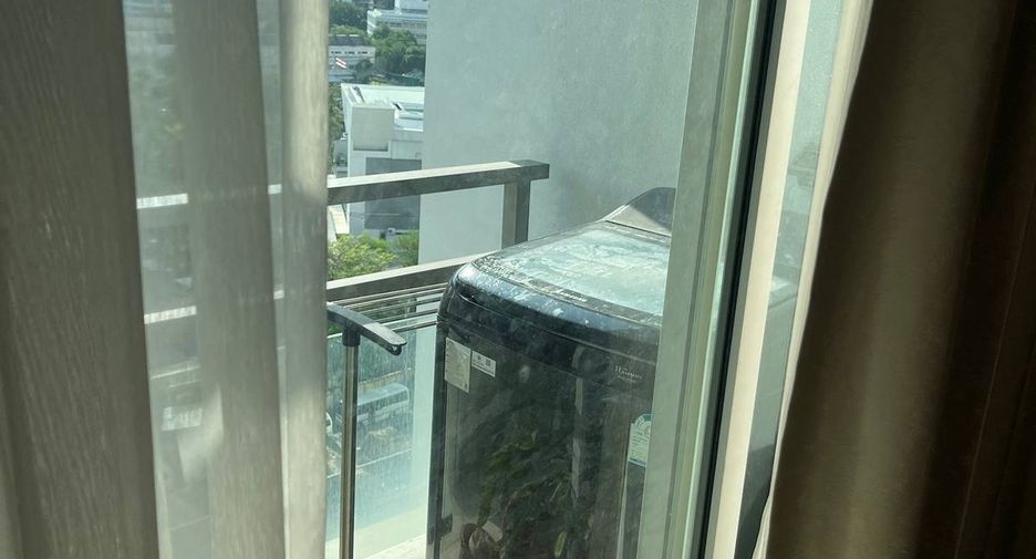 Condo en alquiler de 1 habitaciones en Khlong Toei, Bangkok