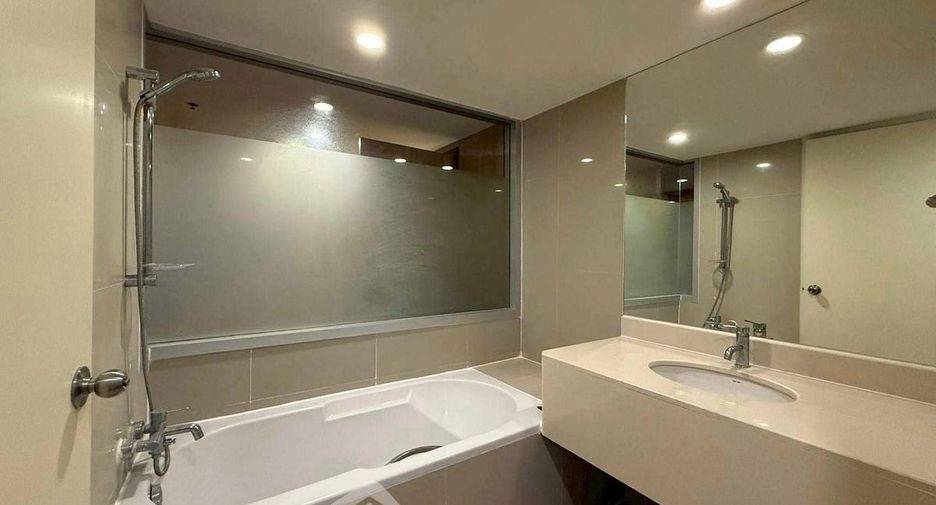 À louer 1 chambre condo à Khlong Toei, Bangkok