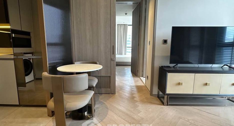 For rent 1 bed condo in Sathon, Bangkok