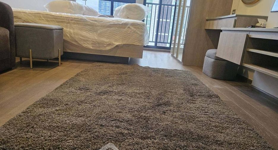 For rent 1 bed condo in Ratchathewi, Bangkok