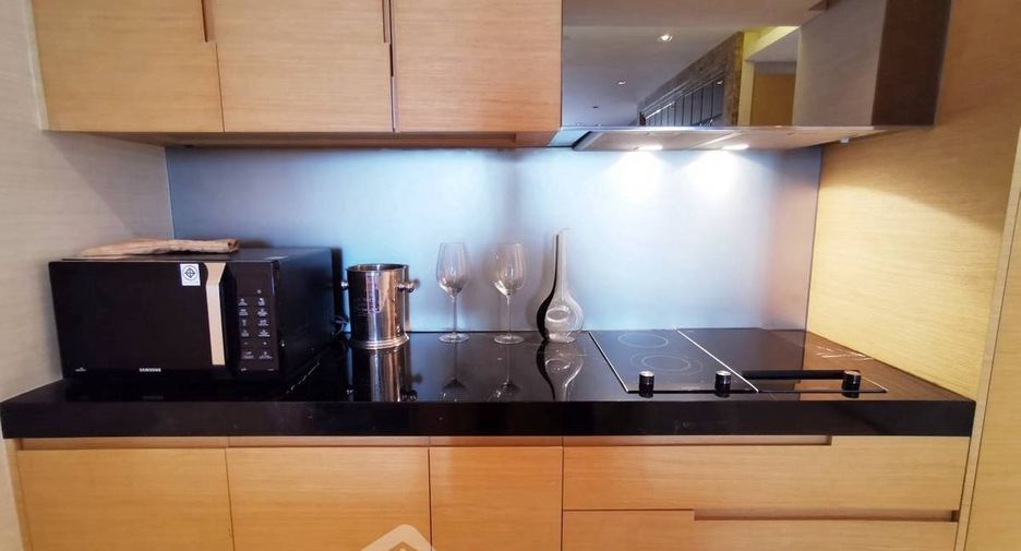For rent 2 bedrooms condo in Sathon, Bangkok