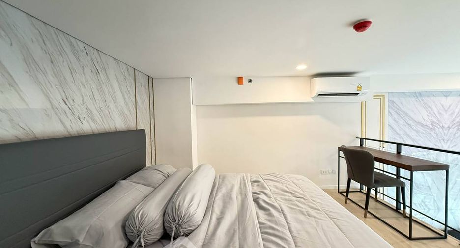 For rent 1 bed condo in Huai Khwang, Bangkok