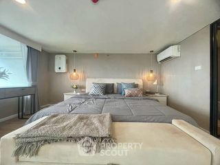 Condo en alquiler de 2 habitaciones en Huai Khwang, Bangkok